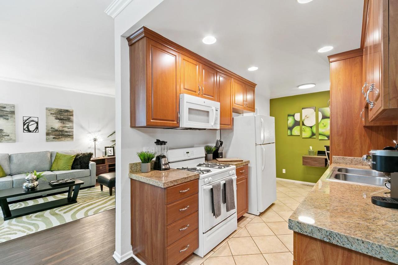Beverly Hills Gem 1 Bedroom Apt With Parking 218 Λος Άντζελες Εξωτερικό φωτογραφία