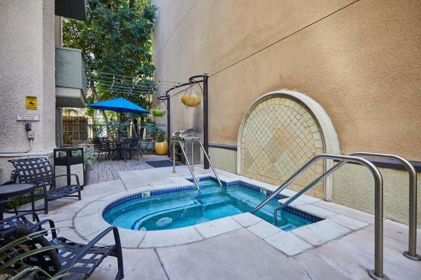 Beverly Hills Gem 1 Bedroom Apt With Parking 218 Λος Άντζελες Εξωτερικό φωτογραφία